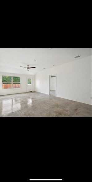 Building Photo - 1289 Lehmann Dr