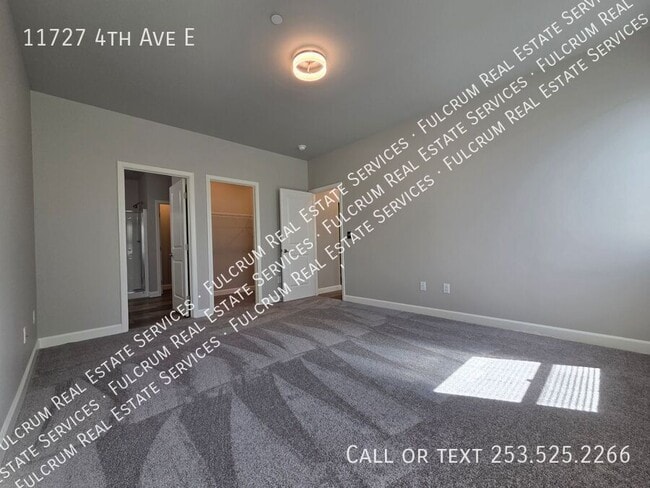 Building Photo - 11727 4th Ave E