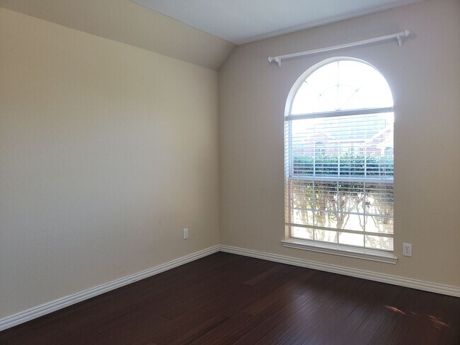 Building Photo - Frisco, 4 beds house -Located next Main st...