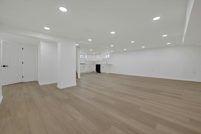 Building Photo - 17 Arn Terrace