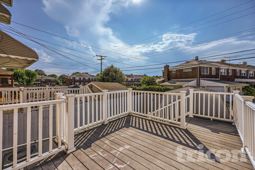 Building Photo - 7908 St Monica Dr