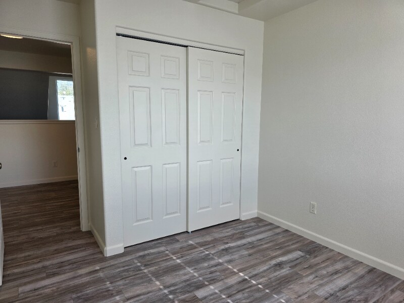 Building Photo - 391 Sunnyside Cir