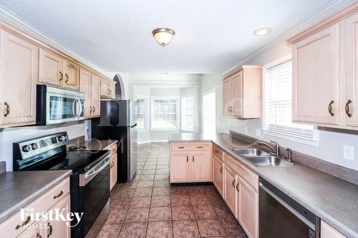 Building Photo - 5380 Milton Ridge Dr