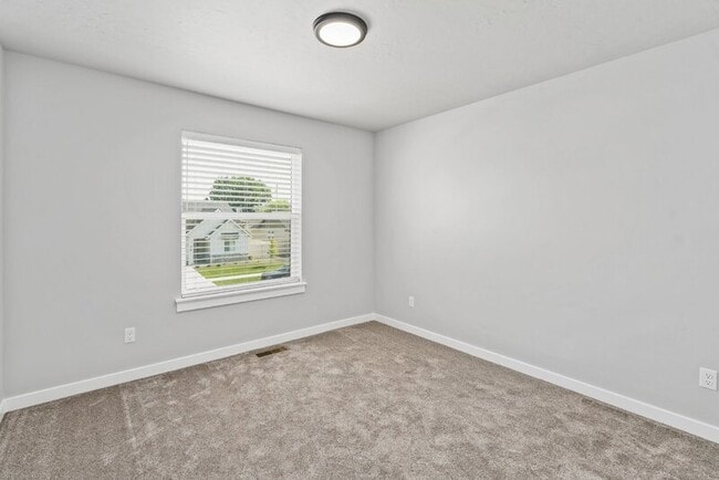 Building Photo - 2951 S Alcamo Wy