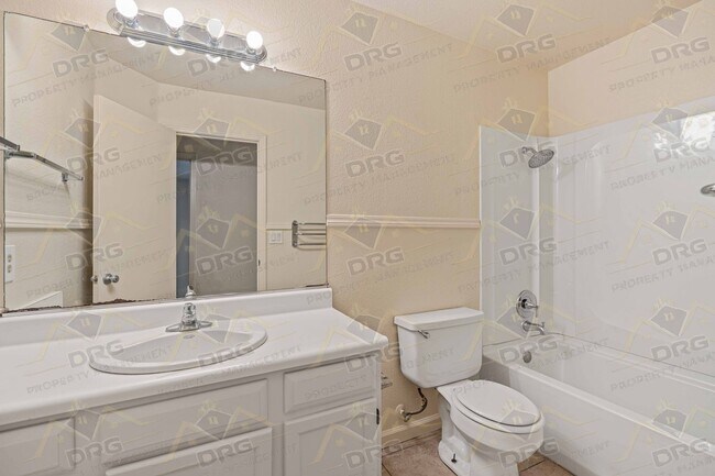 Building Photo - 3524 Hallsboro Ct