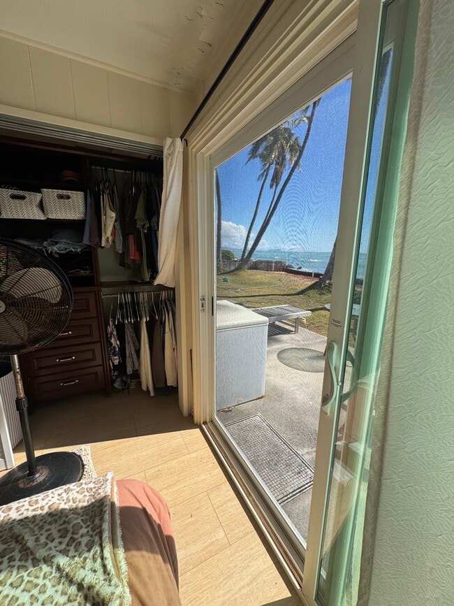 Building Photo - 91-529 Pupu St