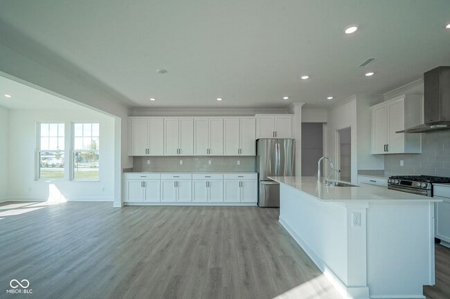 Building Photo - 9085 Summerton St