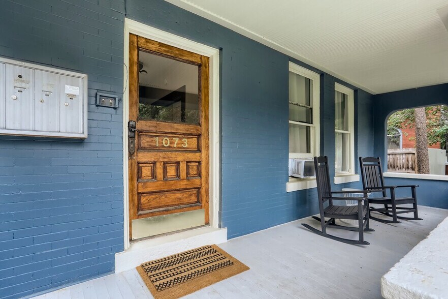 Building Photo - 1073 N Downing St