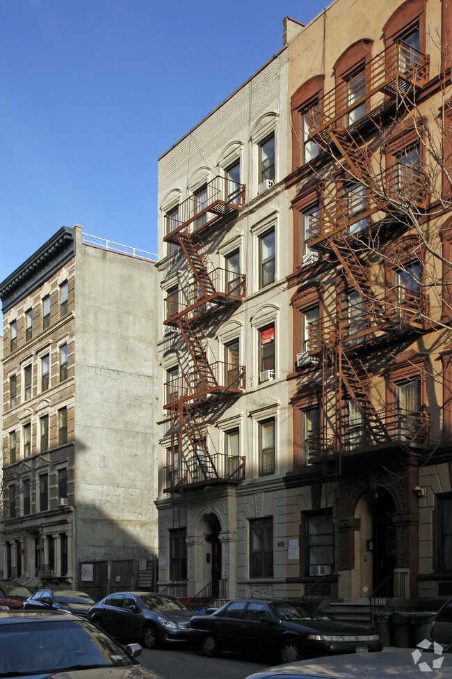 Primary Photo - Harlem Apartments