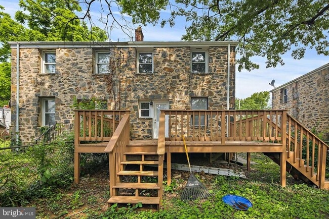Building Photo - 5107 Laurel Ave