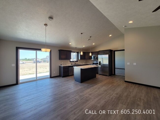 Building Photo - Brand New 3 Bd 2 Bath Townhouse with 3-sta...