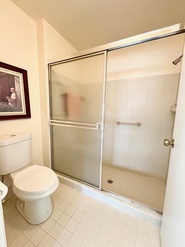 Building Photo - 8279 Summerbreeze Ln