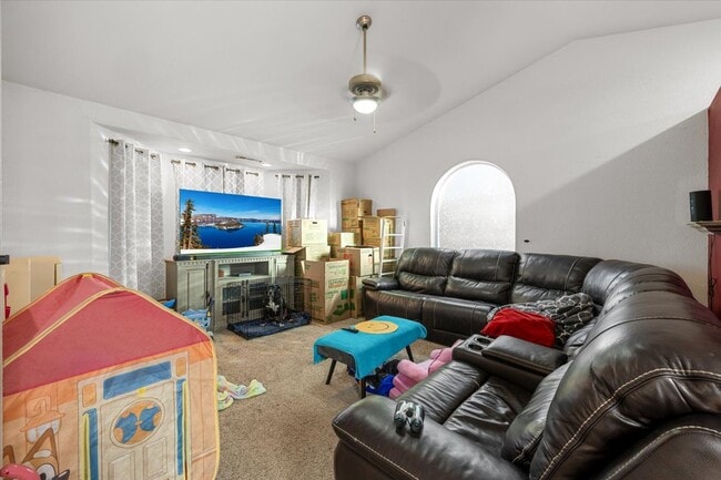 Building Photo - 1432 Beekman Ave