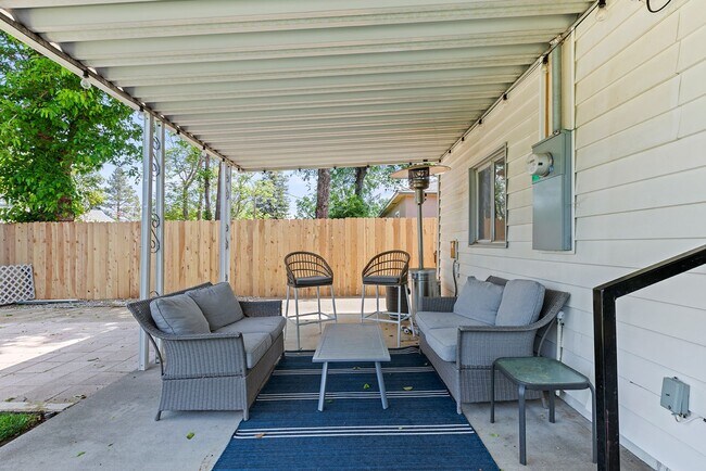 Building Photo - Charming 3-bedroom, 1-bath home in Anderson