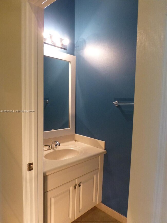 Building Photo - 1139 Chenille Cir