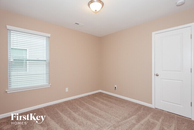 Building Photo - 11507 McDunkeld Dr