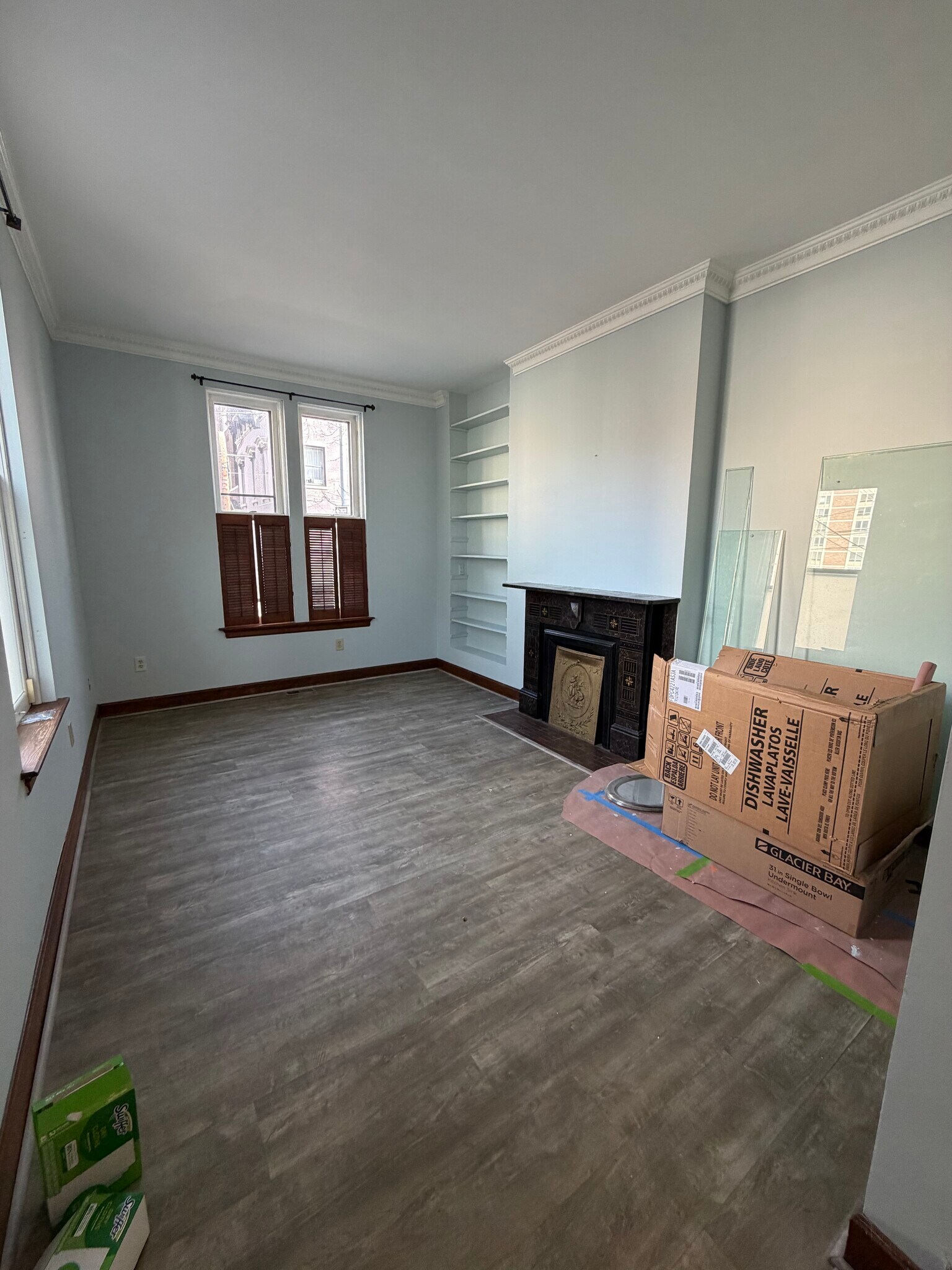 Building Photo - 501 Russell St