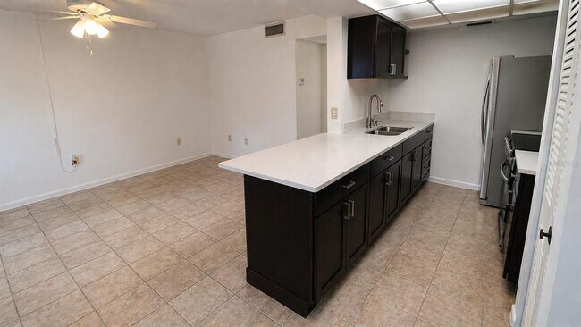 Building Photo - 4507 3rd St Cir W