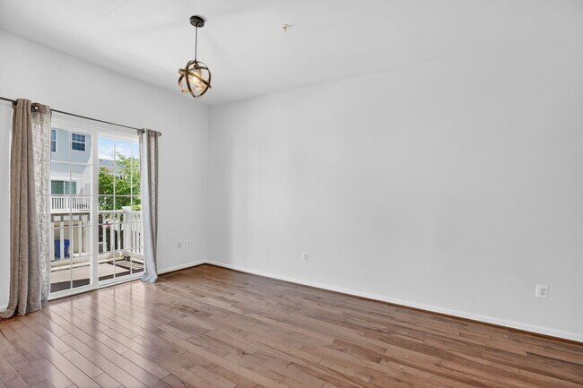 Building Photo - 2864 Hedgerow Pl