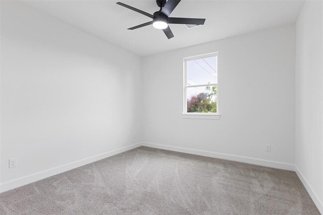 Building Photo - 3613 Gano St