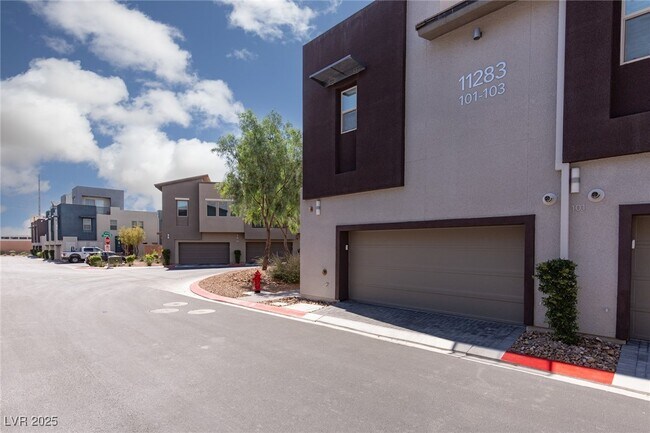 Building Photo - 11283 Cactus Tower Ave