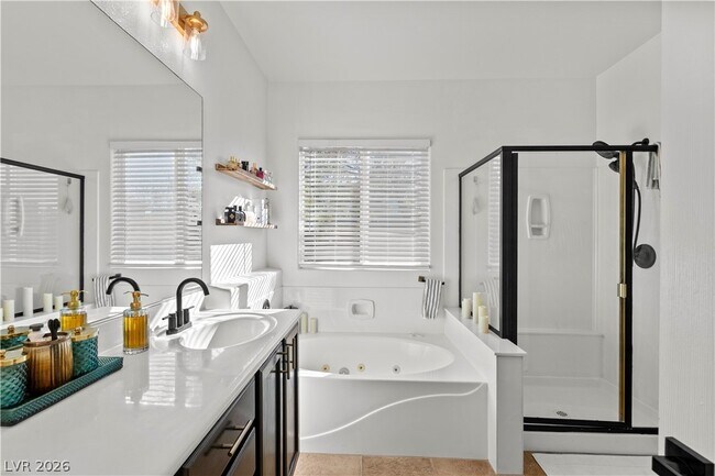 Building Photo - 4346 Prada Pl