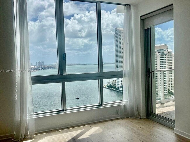 Building Photo - 300 S Biscayne Blvd