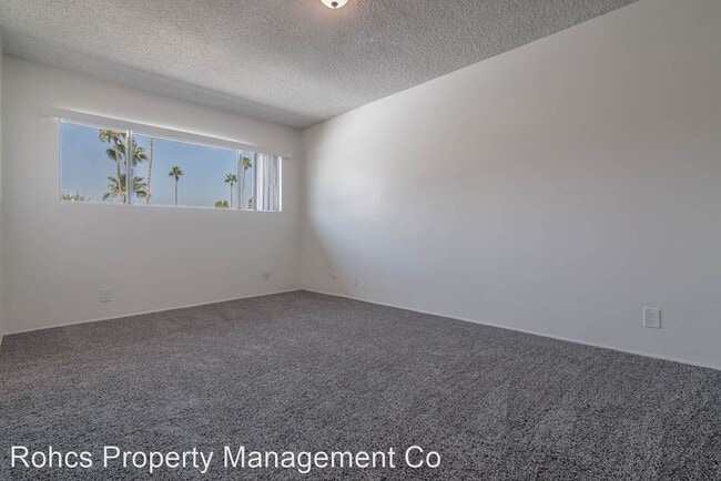 Building Photo - 3600-3610 Dana St