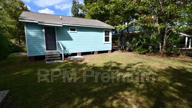 Building Photo - 4706 Mohican St