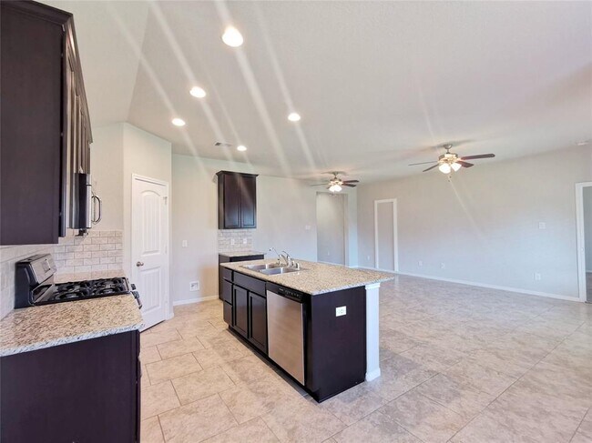 Building Photo - 29331 Dunns Creek Ct
