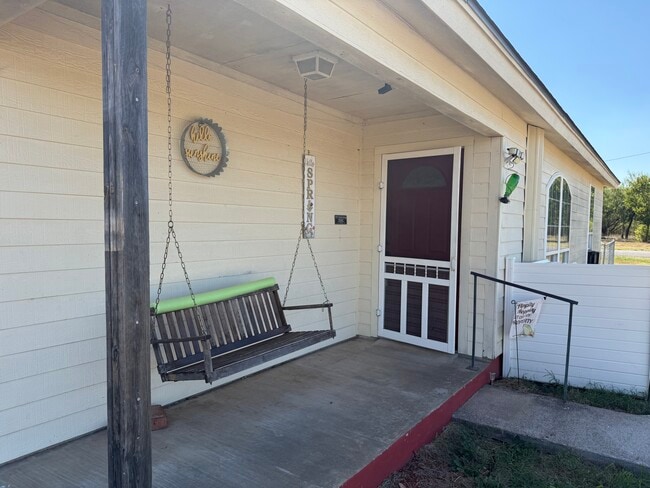 Building Photo - 1409 Harrell Ave