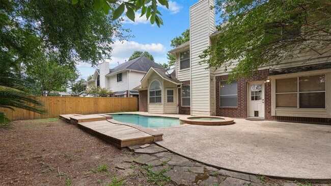 Building Photo - 16539 Battlecreek Dr