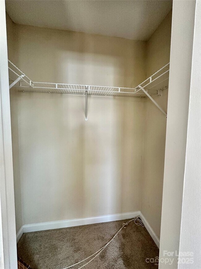 Building Photo - 2063 Eaton Rd