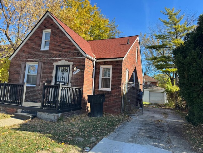 Building Photo - 11326 Marlowe St