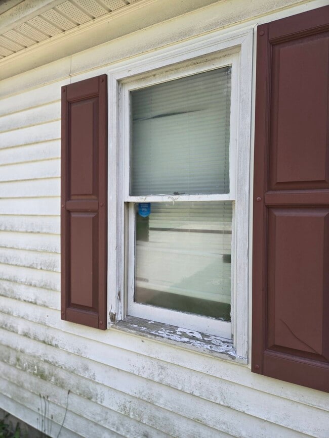 Building Photo - 115 Blackwelder Ave