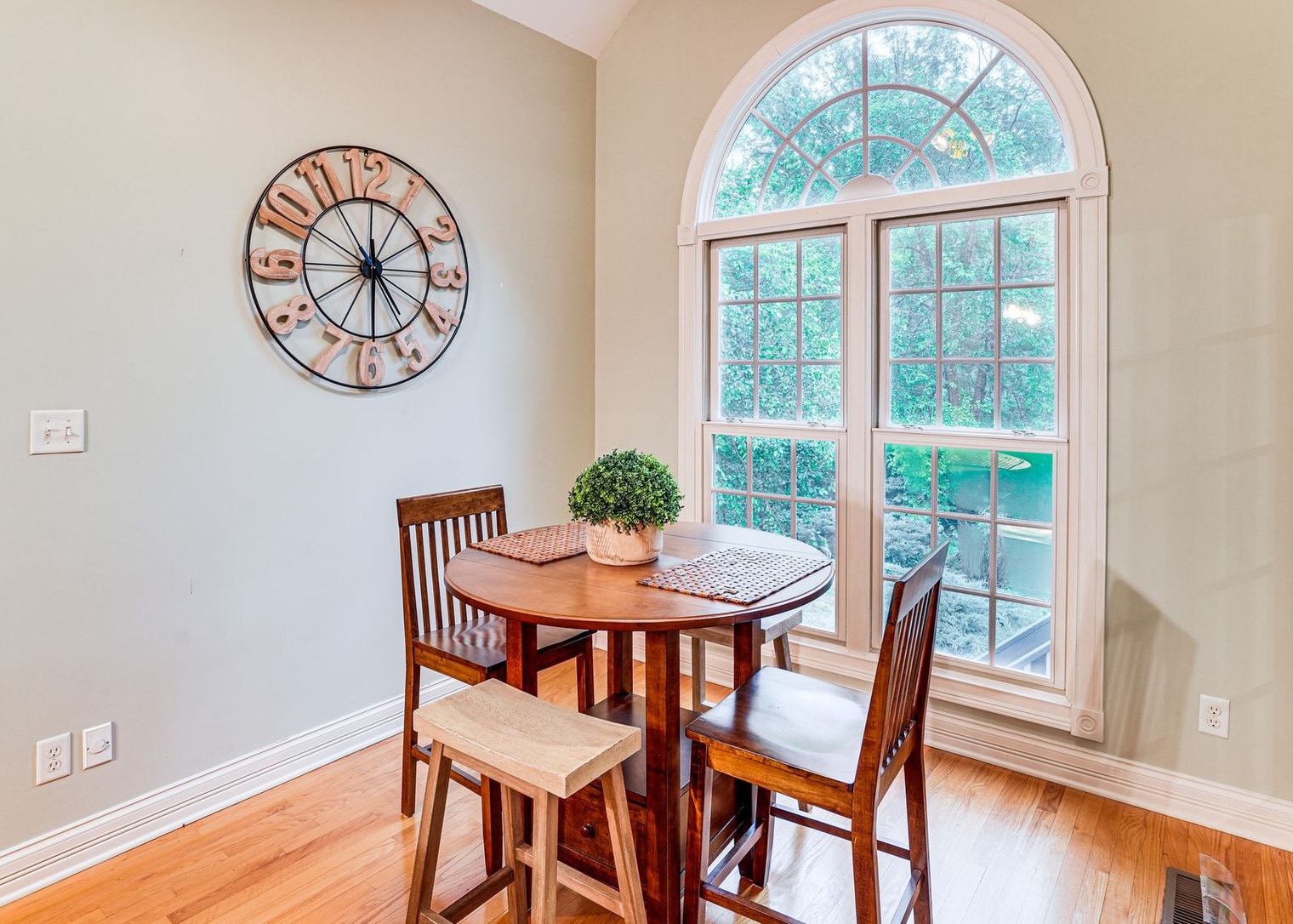 Building Photo - 16071 Winding Ridge Trail