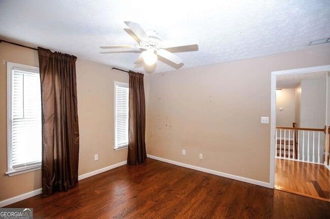 Building Photo - 435 Chandler Ct