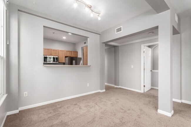 Building Photo - 2BD, 2BA City Park West Condo with 2 Garag...