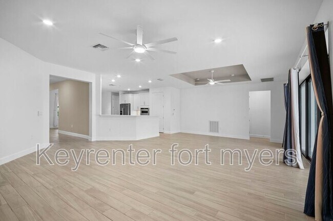 Building Photo - 19001 Aqua Shore Dr