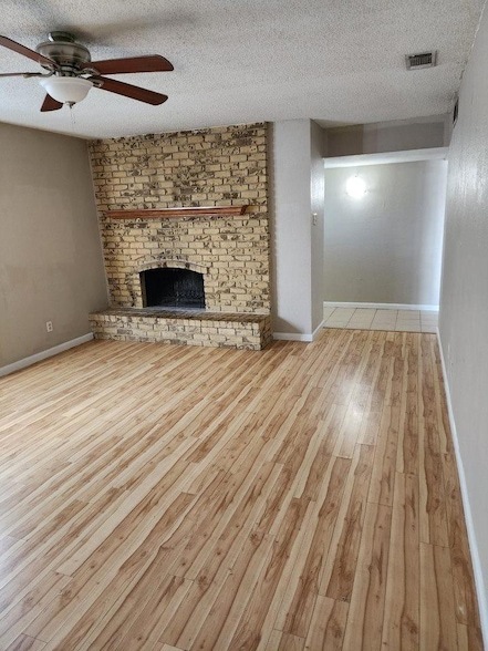 Building Photo - 6215 Cedar Ln