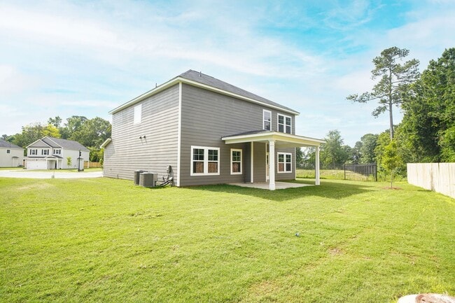 Building Photo - Beautiful 5 / 3 home in John's Landing!  Ask about our 2-year lease promotion!