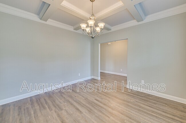 Building Photo - 1939 Preservation Cir