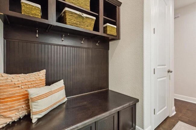 Building Photo - 3128 Desert Shade Bnd