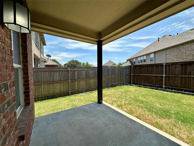 Building Photo - 16024 Alvarado Dr