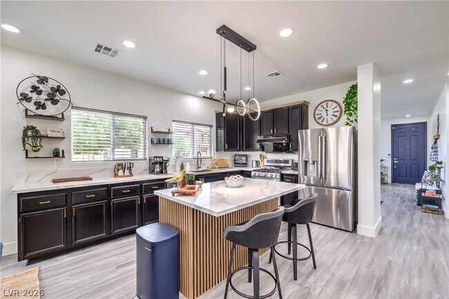 Building Photo - 10762 Flame Vine Ct