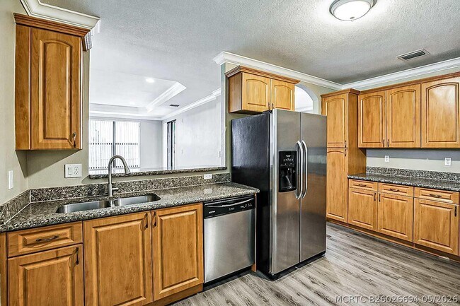 Building Photo - 8943 SW 228th Ln