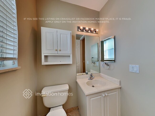 Building Photo - 4119 Parkside Dr