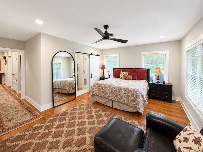 Building Photo - Luxury Terrell Hills Lease with 2025 Remodel, New Salt-Chlorinated Pool & Outdoor Living!  Beauti...