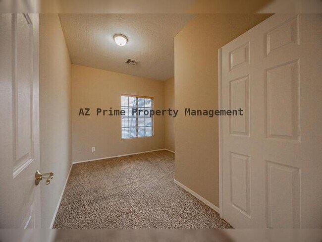 Building Photo - 6426 S Nash Way