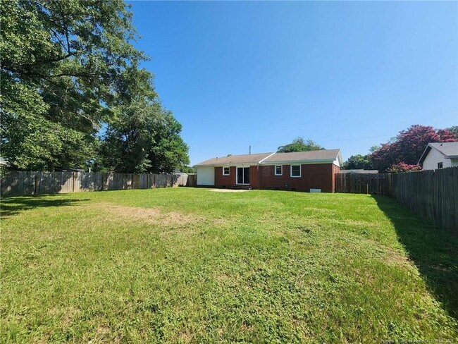 Building Photo - 5459 Plateau Rd